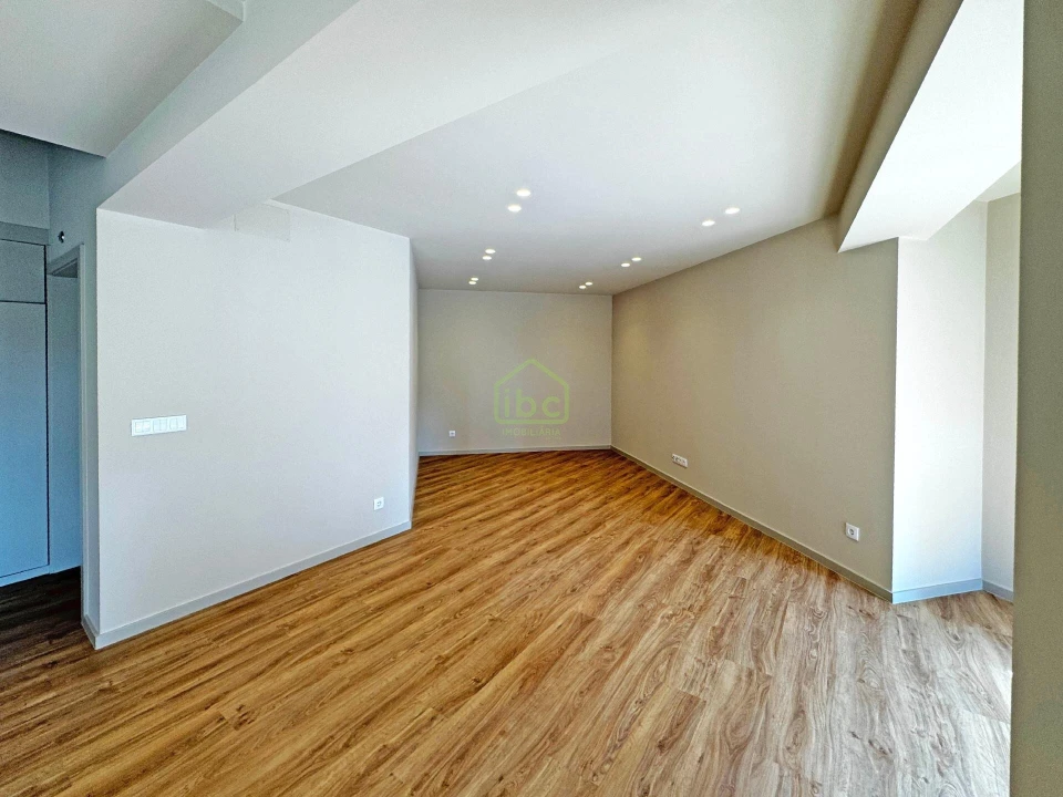 Apartamento T3 para Venda em Póvoa de Varzim, Beiriz e Argivai Foto 2