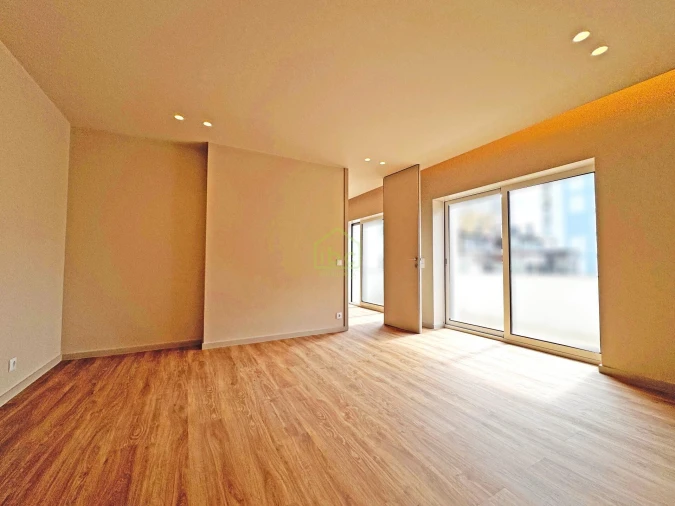 Apartamento T3 para Venda em Póvoa de Varzim, Beiriz e Argivai Foto 3