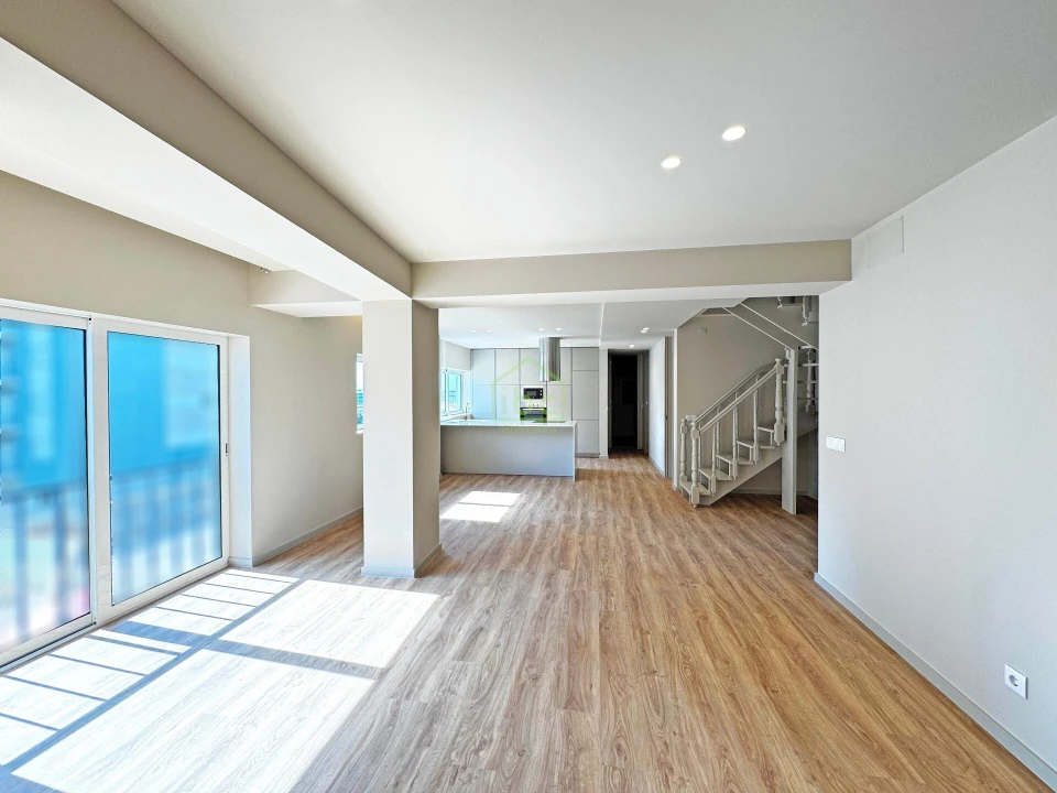 Apartamento T3 para Venda em Póvoa de Varzim, Beiriz e Argivai Foto 1