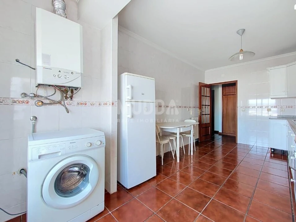 Apartamento T3 para Venda em Samil Foto 11