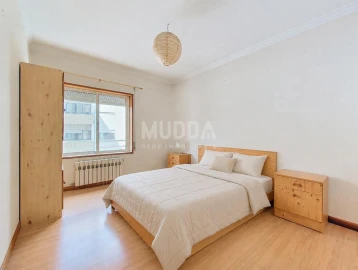 Apartamento T3 para Venda em Samil