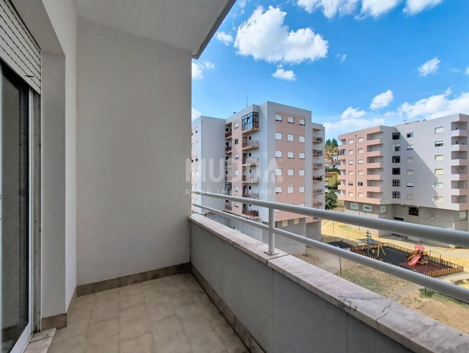 Apartamento T3 para Venda em Samil Foto 12
