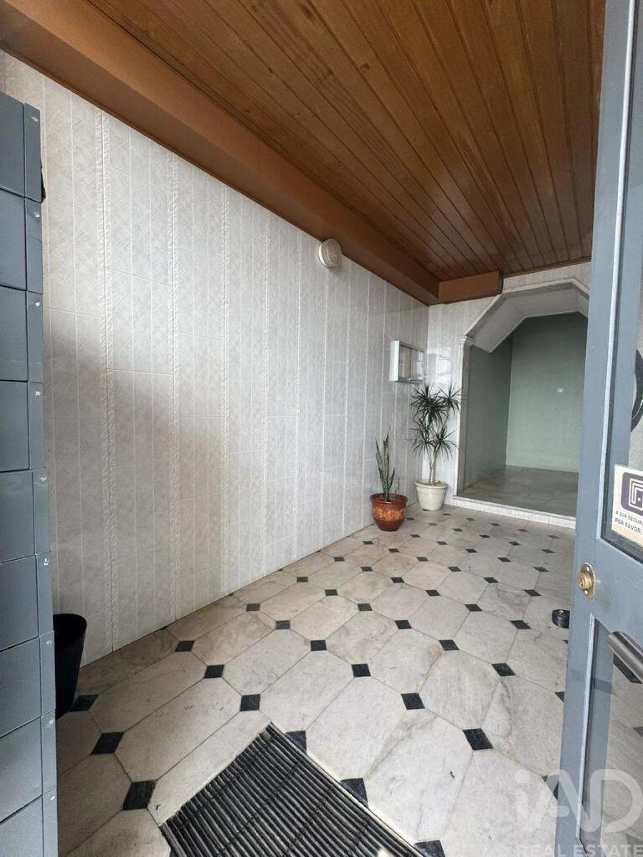 Apartamento T2 para Venda em Laranjeiro e Feijó Foto 35
