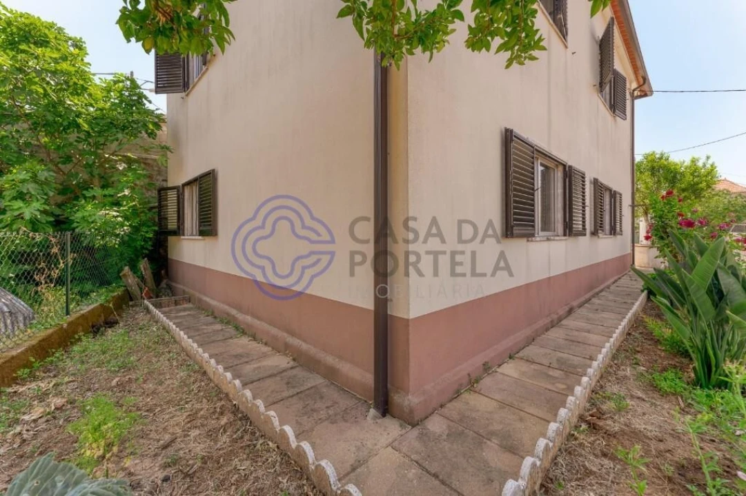 Moradia T2 para Venda em Chãos Foto 34