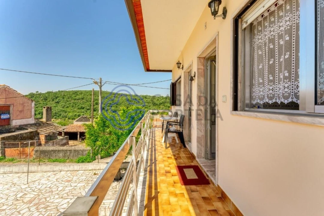 Moradia T2 para Venda em Chãos Foto 15