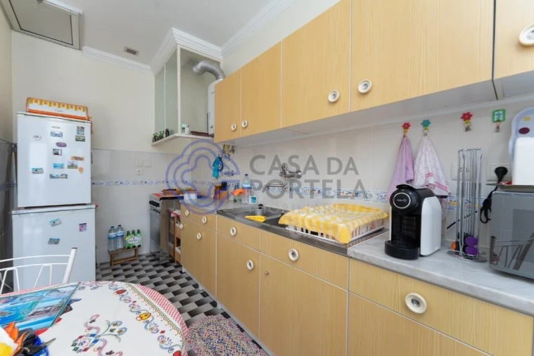 Moradia T2 para Venda em Chãos Foto 3