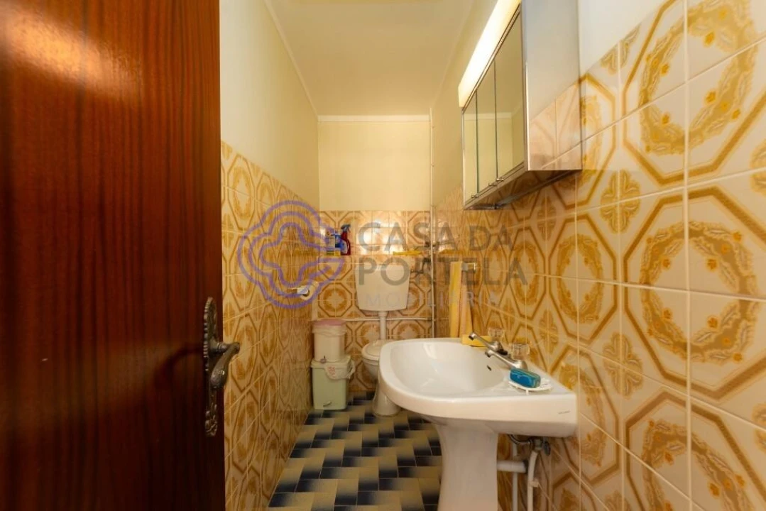 Moradia T2 para Venda em Chãos Foto 20
