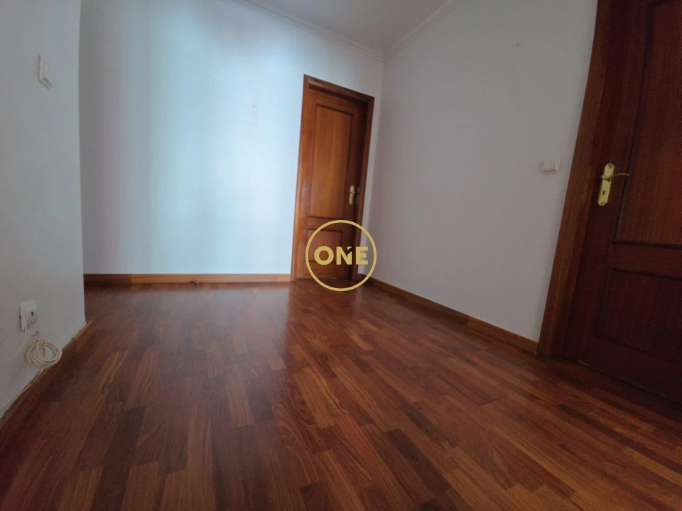 Apartamento T3 para Venda em Corroios Foto 10