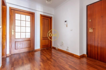 Apartamento T3 para Venda em Corroios