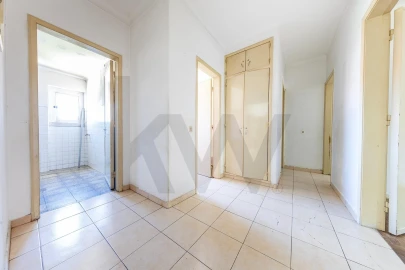Prédio para Venda em Agualva e Mira-Sintra