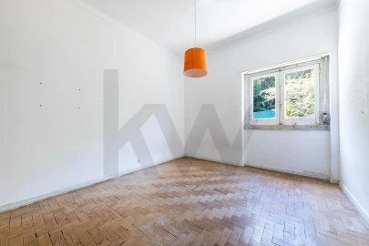 Prédio para Venda em Agualva e Mira-Sintra
