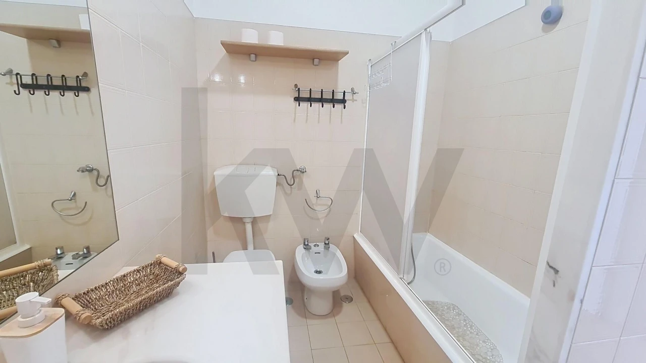 Apartamento T3 para Arrendamento em Lumiar Foto 29