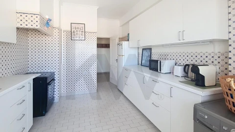 Apartamento T3 para Arrendamento em Lumiar