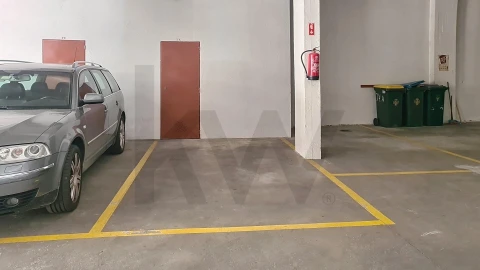 Apartamento T3 para Arrendamento em Lumiar