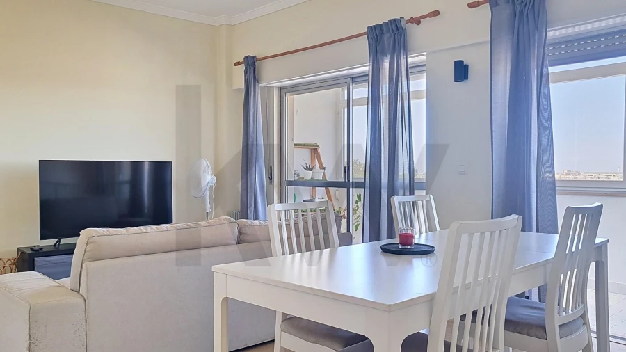 Apartamento T3 para Arrendamento em Lumiar Foto 4