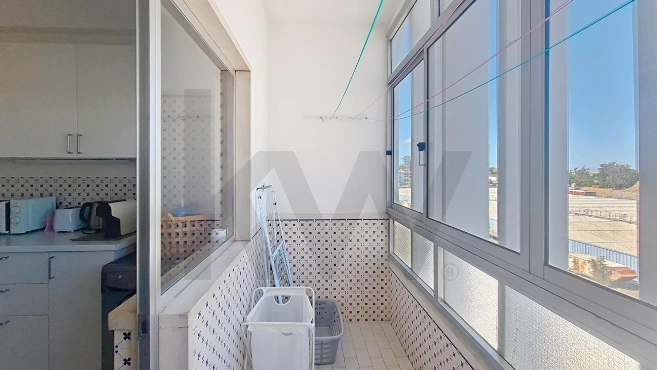 Apartamento T3 para Arrendamento em Lumiar Foto 20