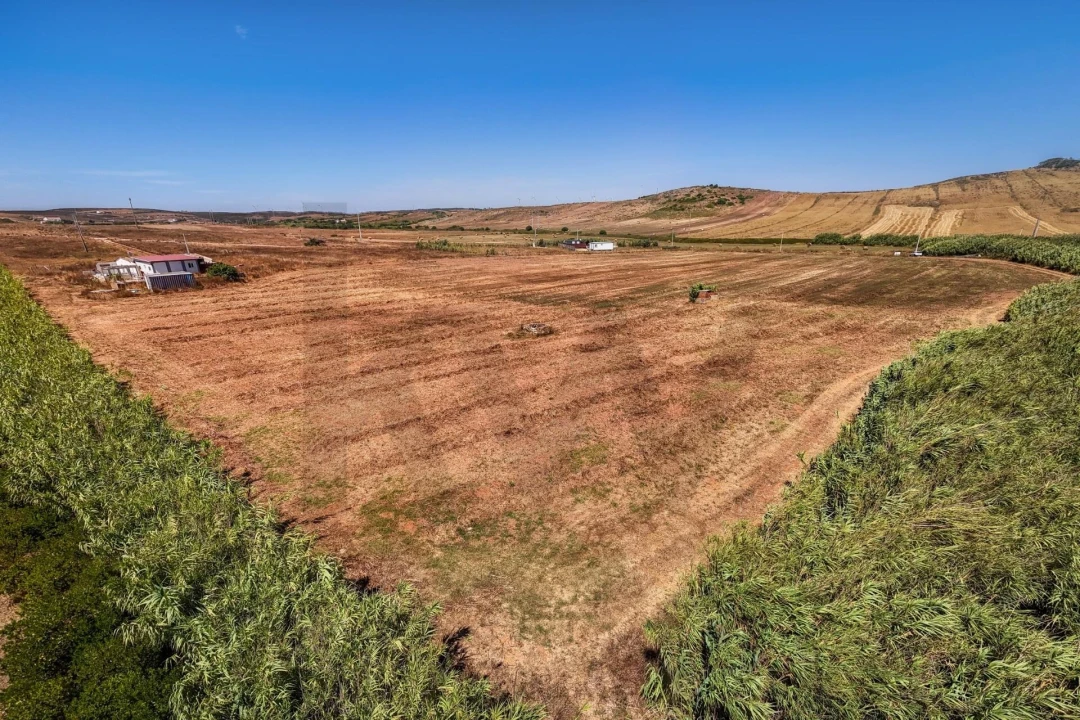 Terreno para Venda em Budens Foto 8