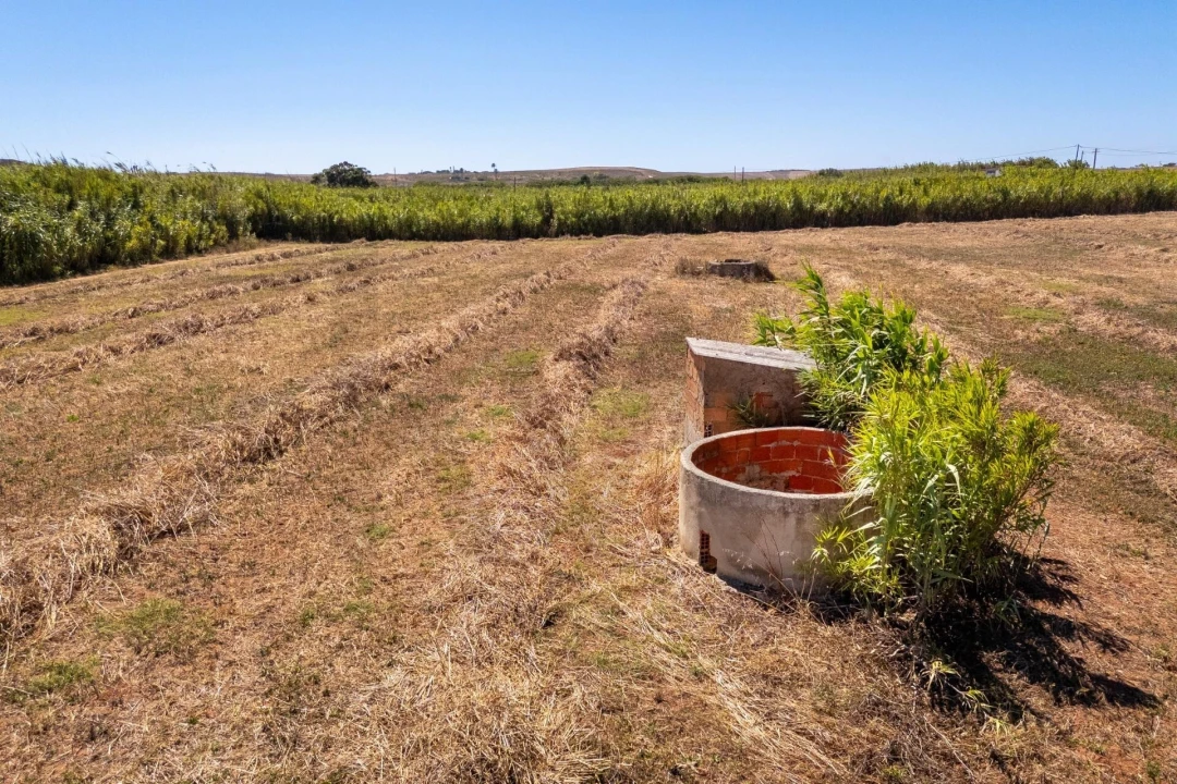 Terreno para Venda em Budens Foto 6