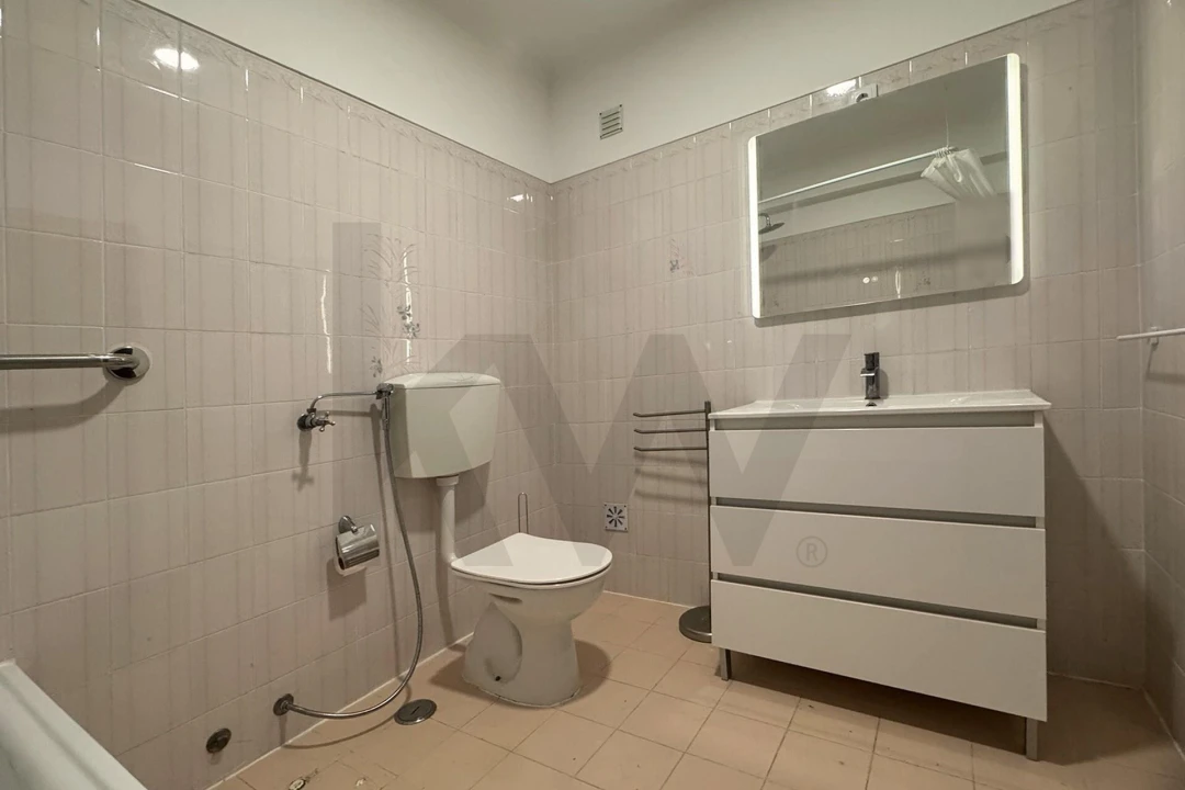 Apartamento T2 para Arrendamento em Algueirão-Mem Martins Foto 13