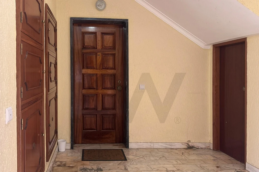 Apartamento T2 para Arrendamento em Algueirão-Mem Martins Foto 22