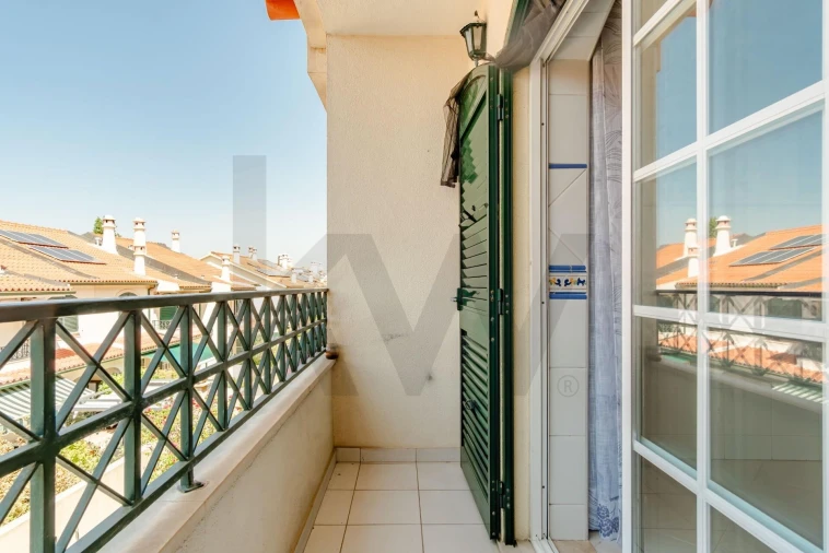 Moradia T4 para Venda em Charneca de Caparica e Sobreda Foto 22