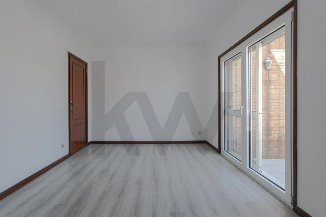 Apartamento T2 para Venda em Oliveira do Douro Foto 30