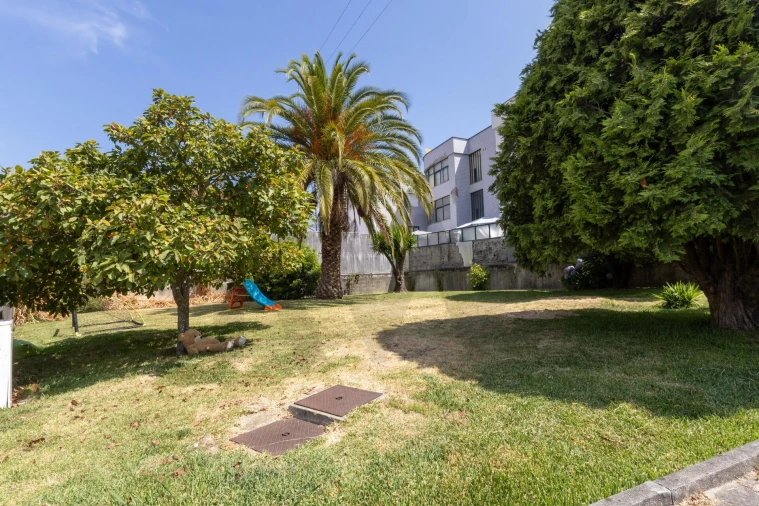 Apartamento T2 para Venda em Oliveira do Douro Foto 3