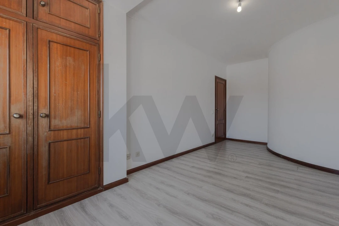Apartamento T2 para Venda em Oliveira do Douro Foto 26