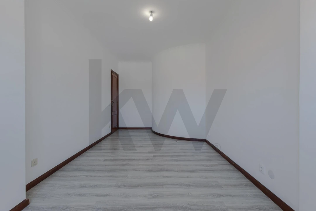 Apartamento T2 para Venda em Oliveira do Douro Foto 27