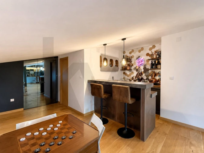 Apartamento T4 para Venda em Ajuda Foto 16