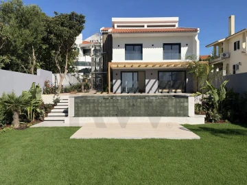 Moradia T4 para Venda em Alcabideche