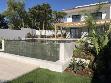 Moradia T4 para Venda em Alcabideche