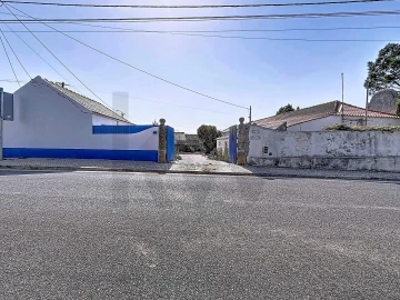 Moradia T1 para Arrendamento em São João das Lampas e Terrugem