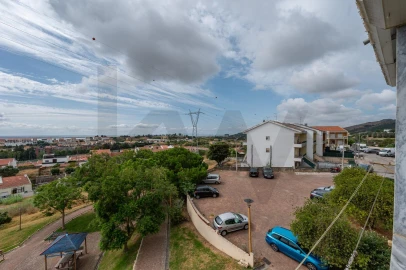Apartamento T2 para Venda em Alverca do Ribatejo e Sobralinho
