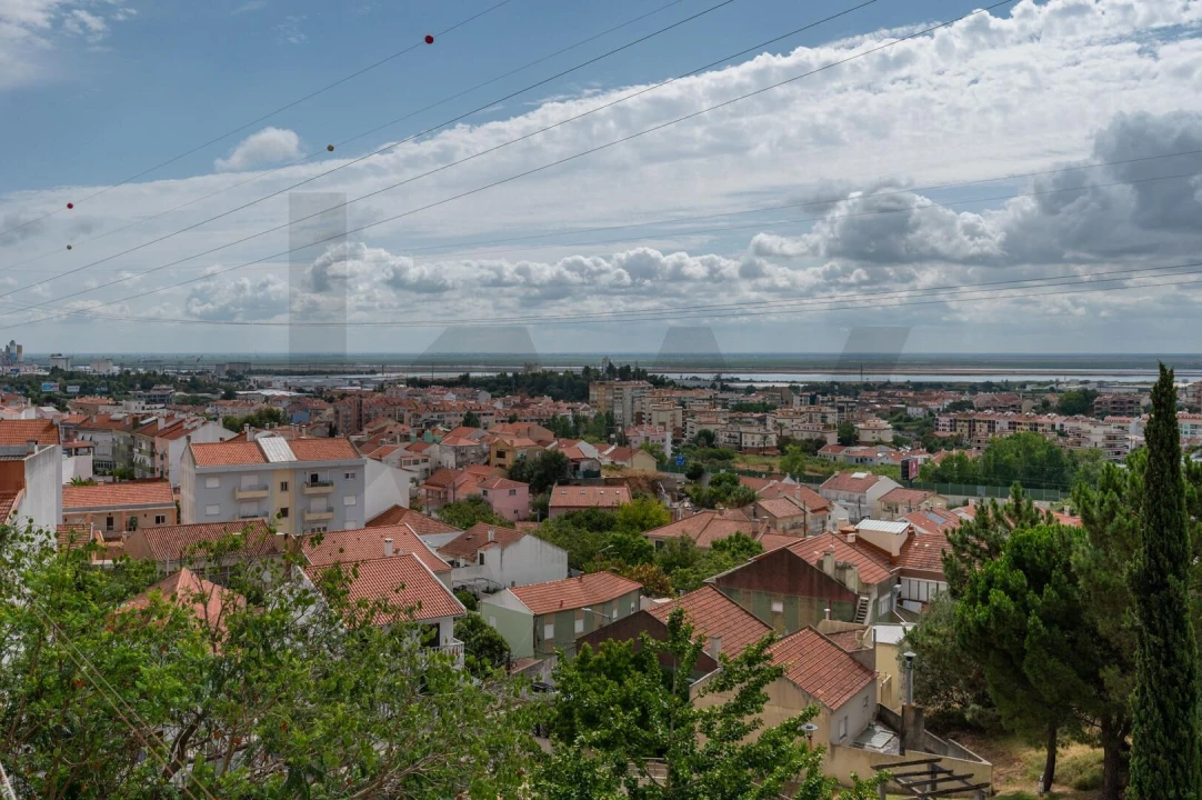 Apartamento T2 para Venda em Alverca do Ribatejo e Sobralinho Foto 1