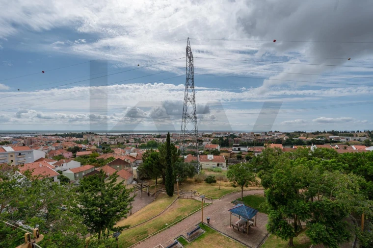 Apartamento T2 para Venda em Alverca do Ribatejo e Sobralinho Foto 10