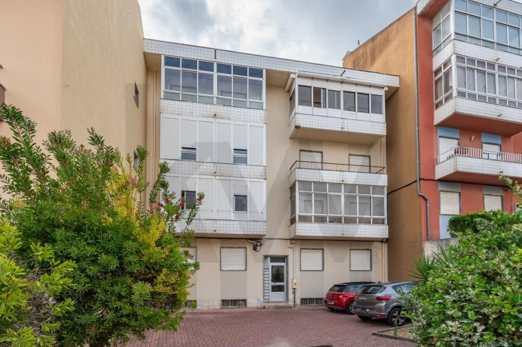 Apartamento T2 para Venda em Alverca do Ribatejo e Sobralinho Foto 27