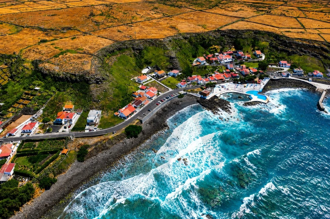 Terreno para Venda em Vila do Porto Foto 11