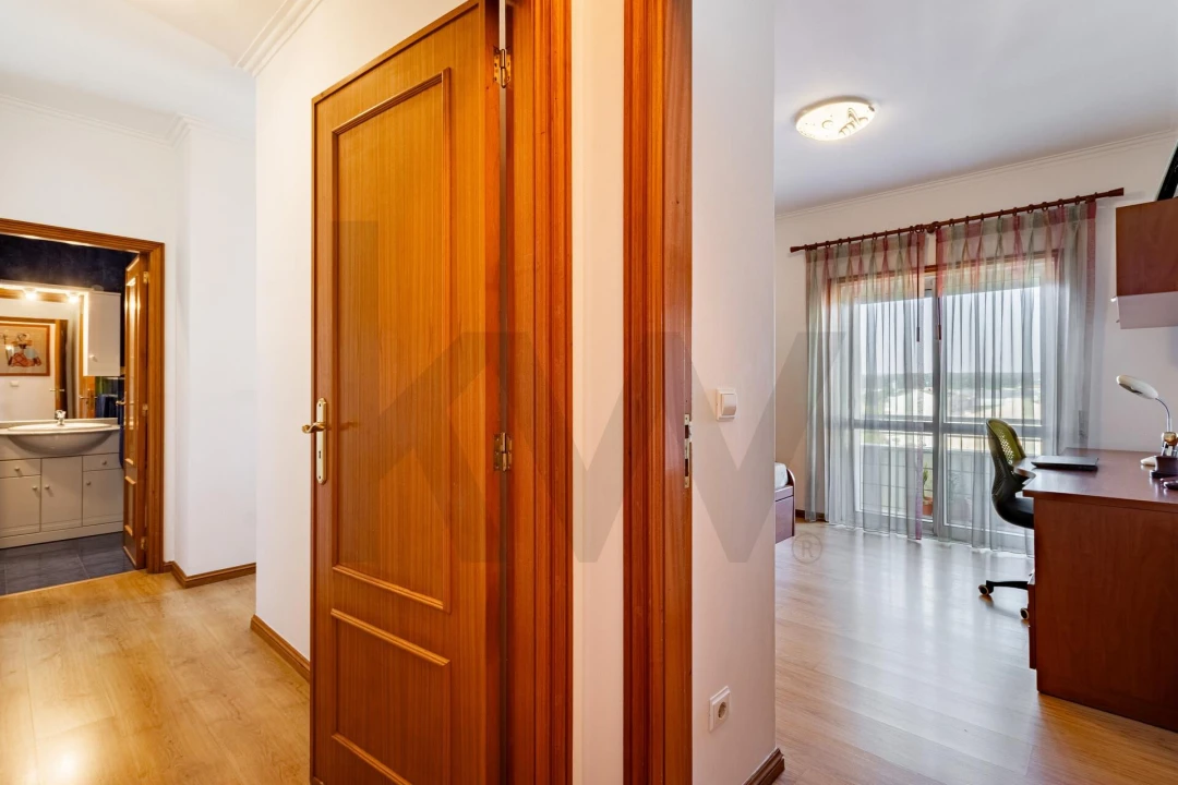 Apartamento T4 para Venda em Ovar, São João, Arada e São Vicente de Pereira Jusã Foto 11