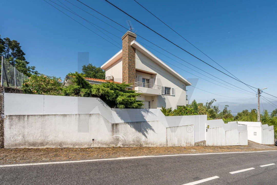 Moradia T3 para Venda em Santo Tirso, Couto (Santa Cristina e São Miguel) e Burgães Foto 37