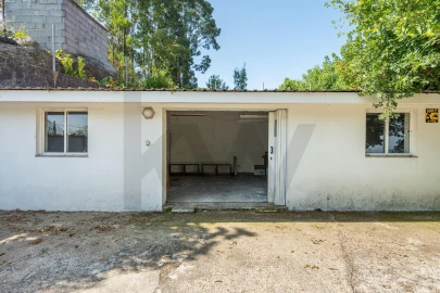 Moradia T3 para Venda em Santo Tirso, Couto (Santa Cristina e São Miguel) e Burgães
