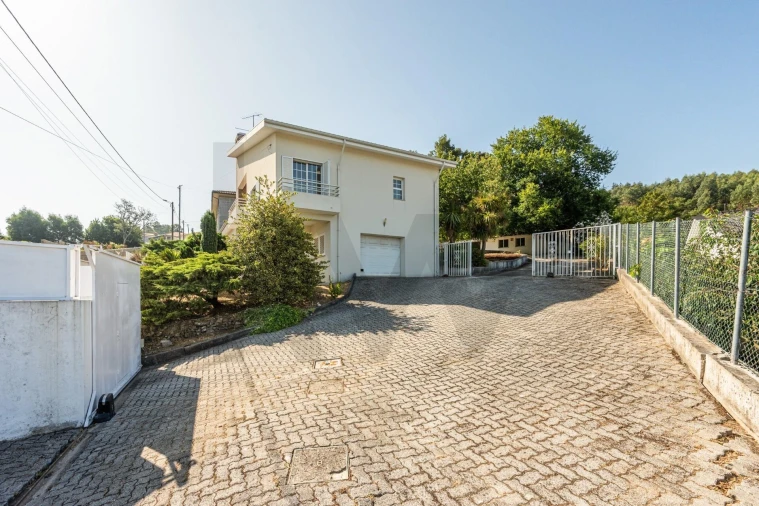 Moradia T3 para Venda em Santo Tirso, Couto (Santa Cristina e São Miguel) e Burgães Foto 23