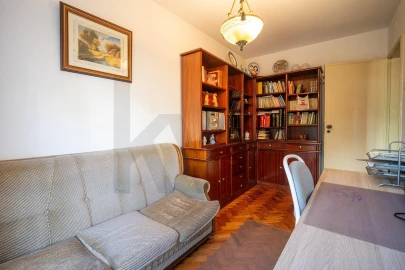 Apartamento T3 para Venda em Olivais
