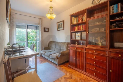 Apartamento T3 para Venda em Olivais
