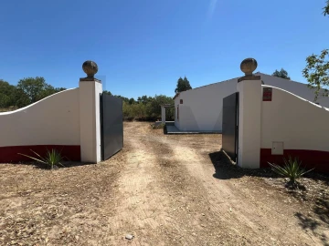 Moradia T3 para Venda em São Vicente do Paul e Vale de Figueira