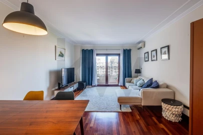 Apartamento T3 para Venda em Santo António dos Cavaleiros e Frielas