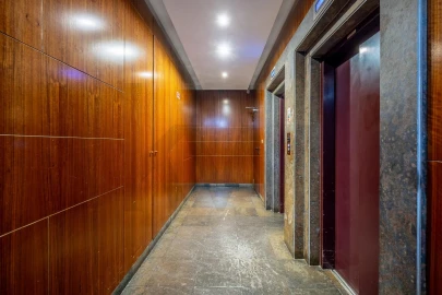 Apartamento T3 para Venda em Santo António dos Cavaleiros e Frielas