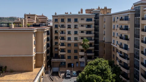 Apartamento T3 para Venda em Santo António dos Cavaleiros e Frielas