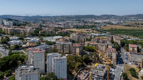 Apartamento T3 para Venda em Santo António dos Cavaleiros e Frielas