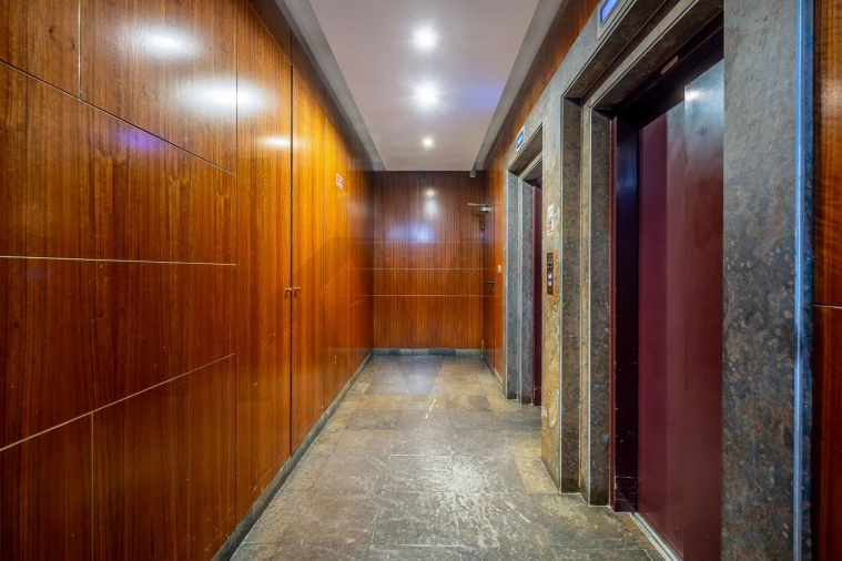 Apartamento T3 para Venda em Santo António dos Cavaleiros e Frielas Foto 31
